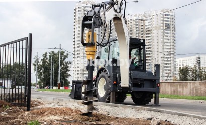 Гидробур Delta RD7 на Телескопический погрузчик, Экскаватор-погрузчик