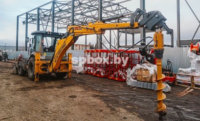 Гидробур Delta RD7 на Телескопический погрузчик, Экскаватор-погрузчик