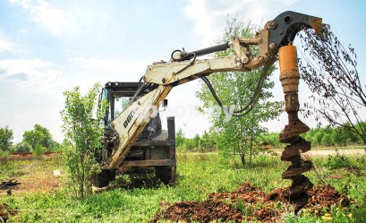 Гидробур Delta RD8 на Телескопический погрузчик, Экскаватор-погрузчик